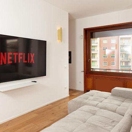 Free Parking - 5 Star - Sauna Luxury Apartment Milan Luaran gambar