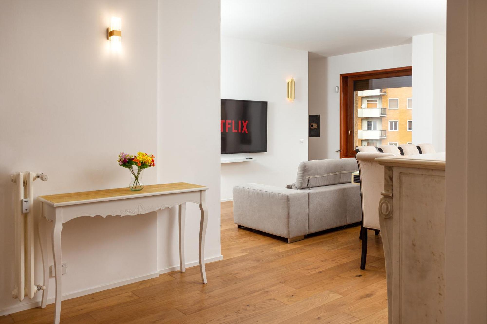 Free Parking - 5 Star - Sauna Luxury Apartment Milan Luaran gambar