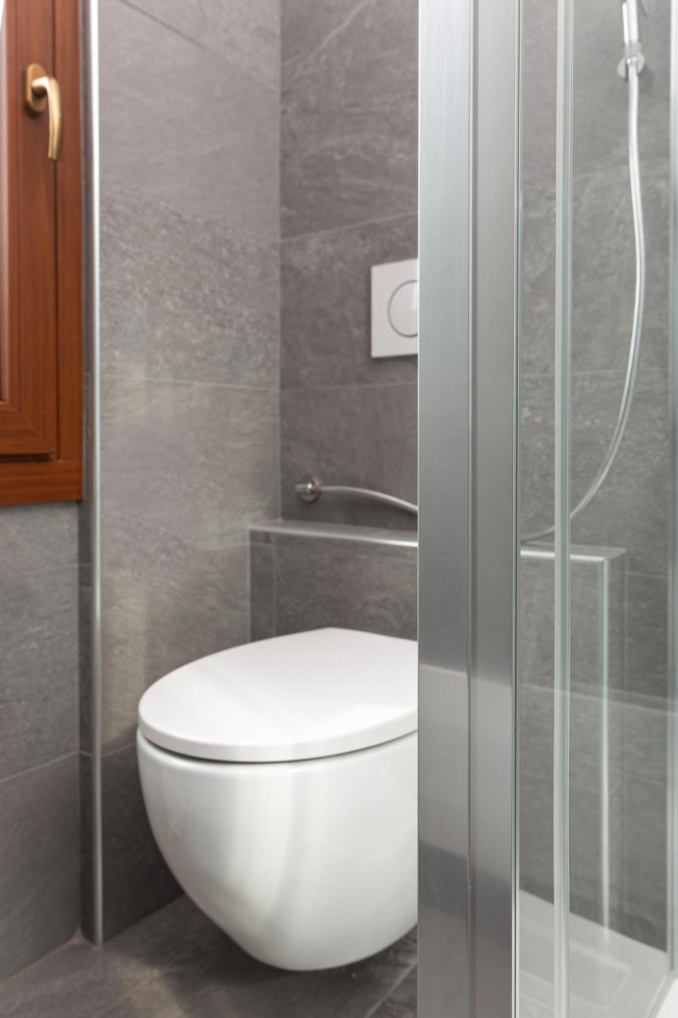 Free Parking - 5 Star - Sauna Luxury Apartment Milan Luaran gambar