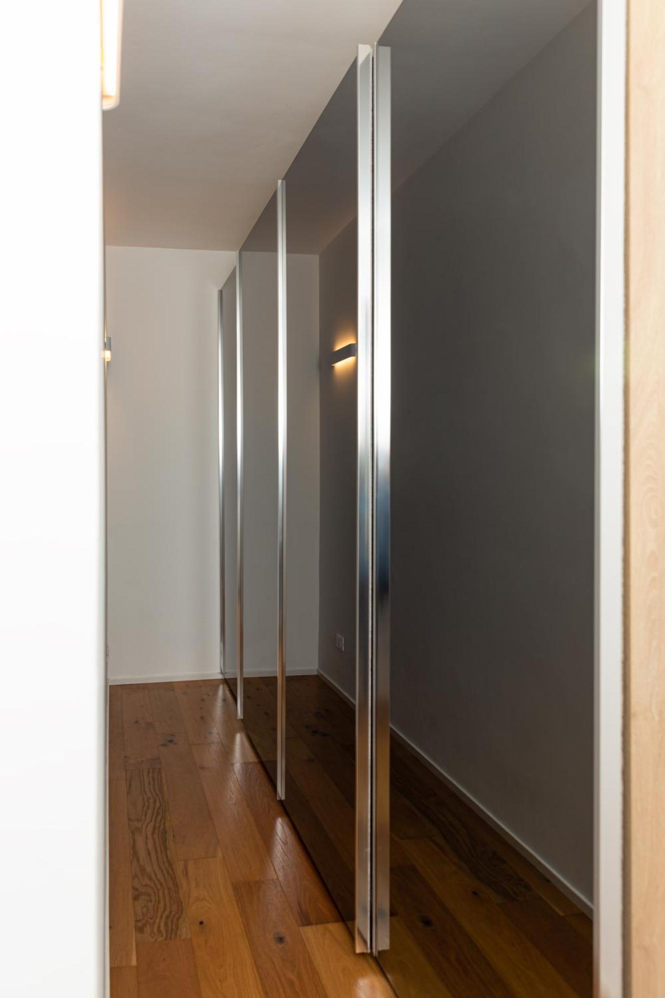 Free Parking - 5 Star - Sauna Luxury Apartment Milan Luaran gambar