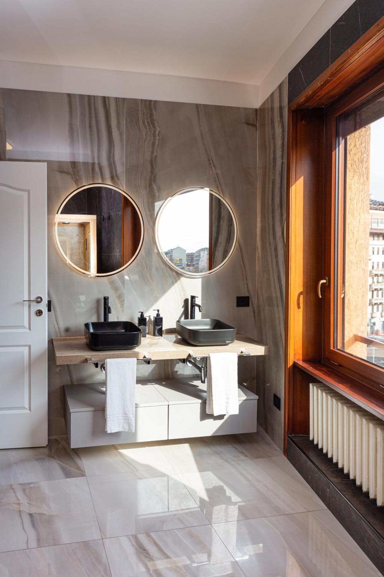 Free Parking - 5 Star - Sauna Luxury Apartment Milan Luaran gambar
