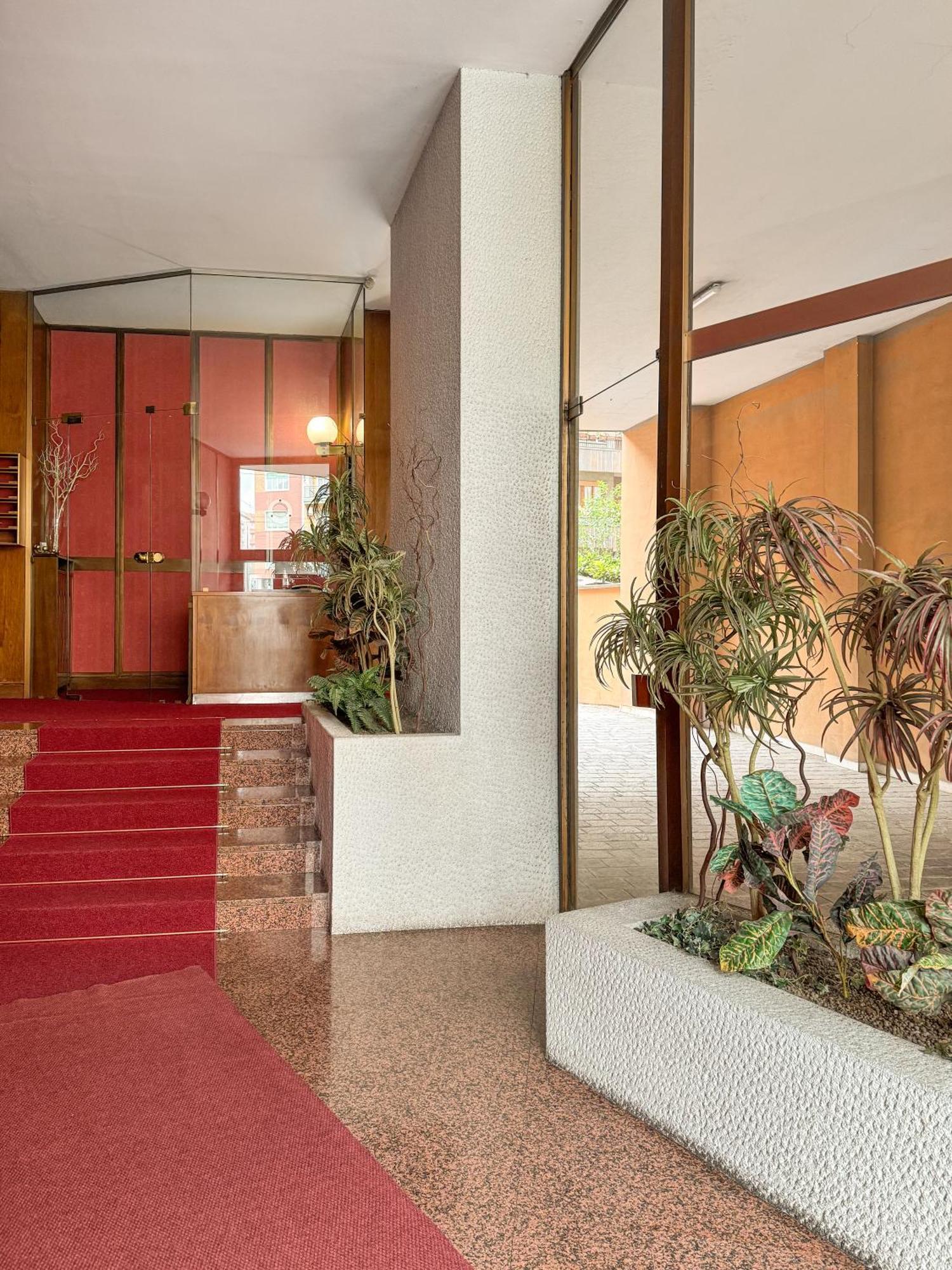 Free Parking - 5 Star - Sauna Luxury Apartment Milan Luaran gambar